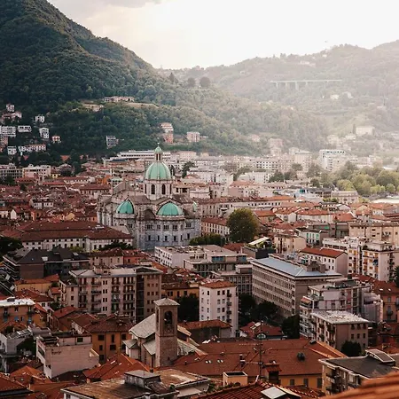 Bertacchi - Inside And Out 펜션 코모