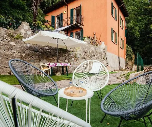 Bertacchi - Inside And Out Holiday home *