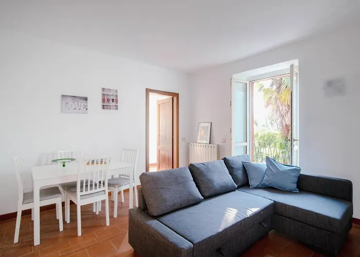 Bertacchi - Inside And Out Como